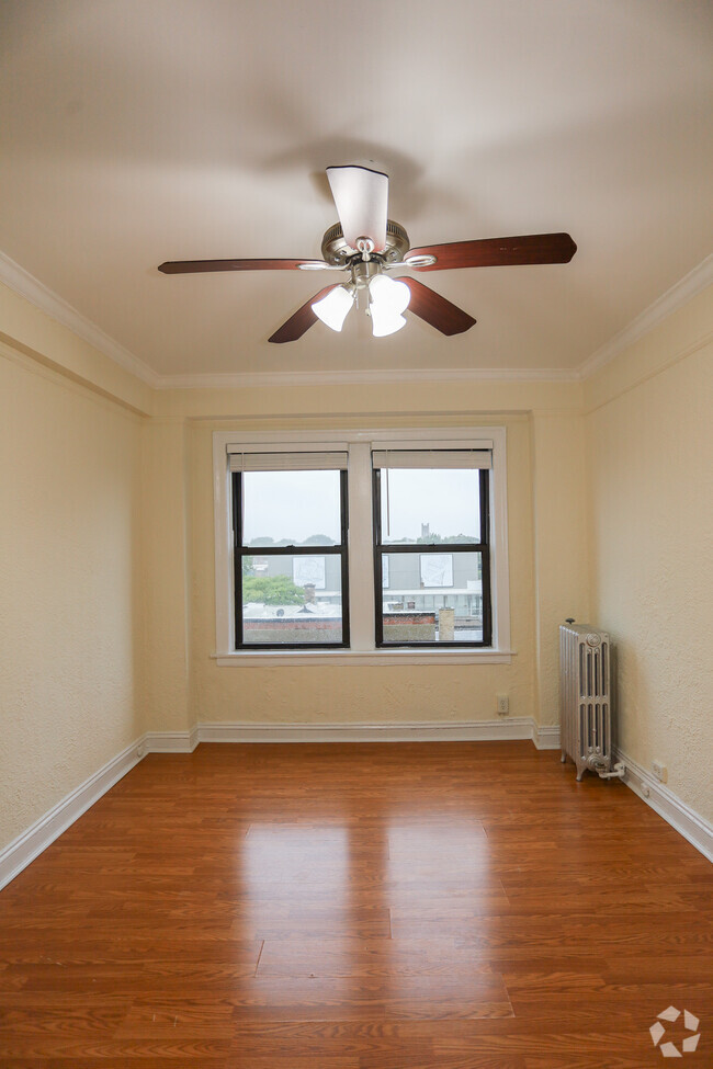 Building Photo - 6233 N Winthrop Ave Unit #413 Rental