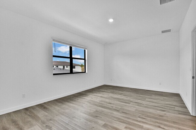 Photo - 706 Del Vista Rd