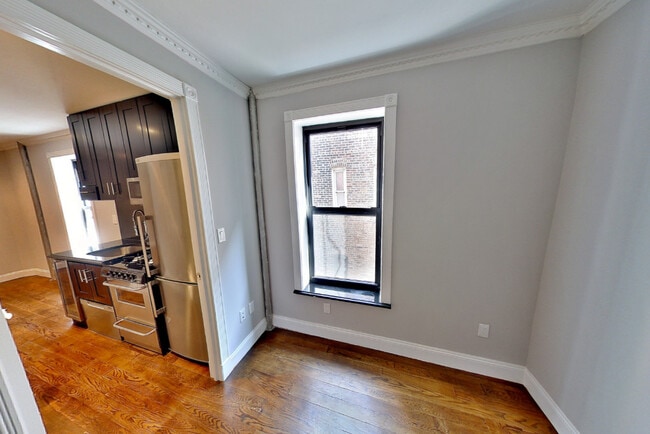 Photo - 314 E 106th St Apartment