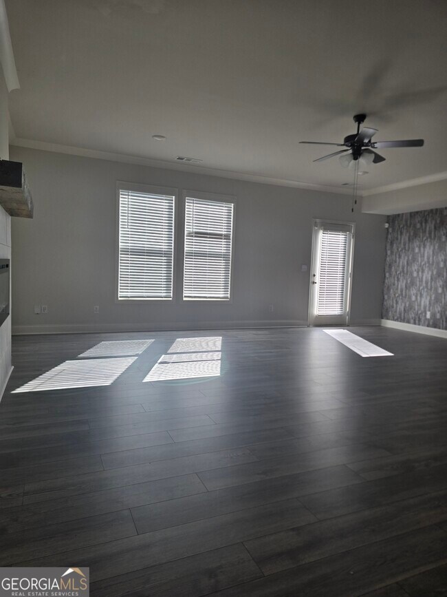 Photo - 3341 Baneberry Trl