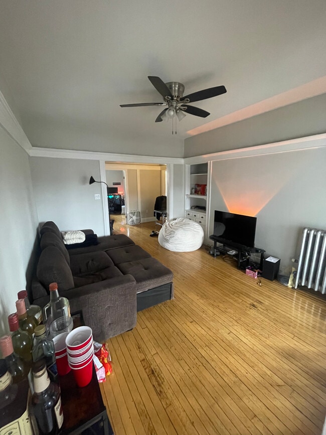 Building Photo - 8 Farrington Ave Unit 3