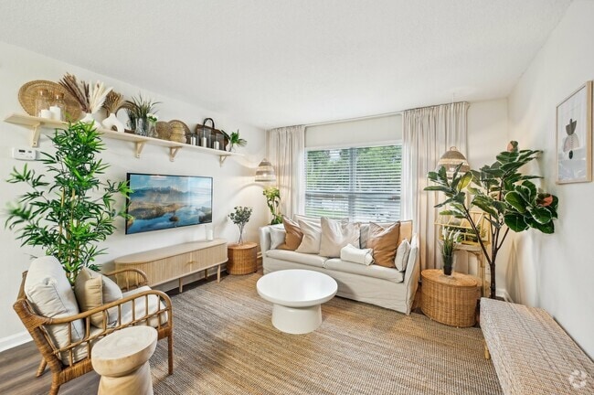 Building Photo - The Landings at San Marco Rental