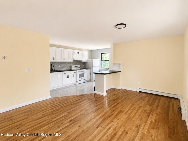 Photo - 149 NY-32A
