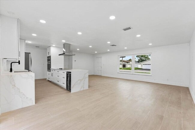 Photo - 1540 NW 10th St