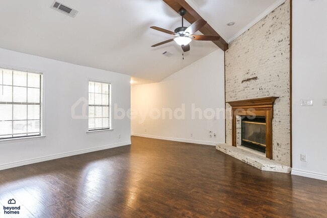 Photo - Updated 3BR Sherwood Home with Huge Fenced Yard