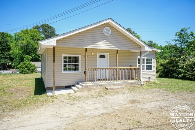 Photo - Practically New!