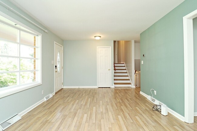 Photo - Convenient to Rt 29 & The Shops at Stonefield