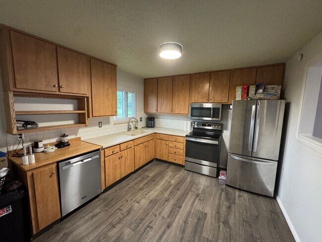 Photo - Charming 4-Bedroom Ranch with Office, Moun...