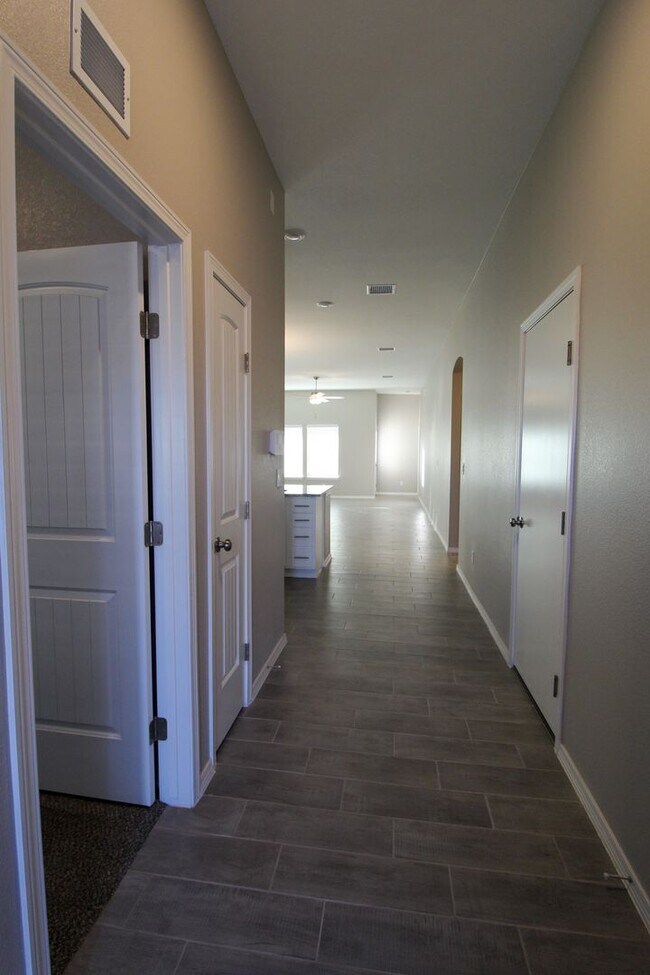 Photo - 1217 Golden Summer Pl