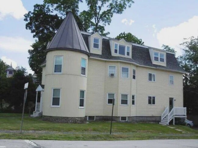 Photo - 682 Beech St Unit 6