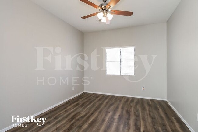 Photo - 4680 E Laurel Ave