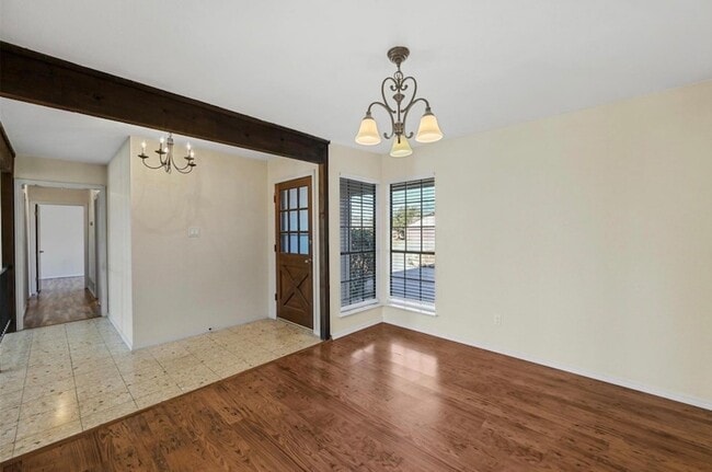 Photo - 8721 Hidden Hill Dr
