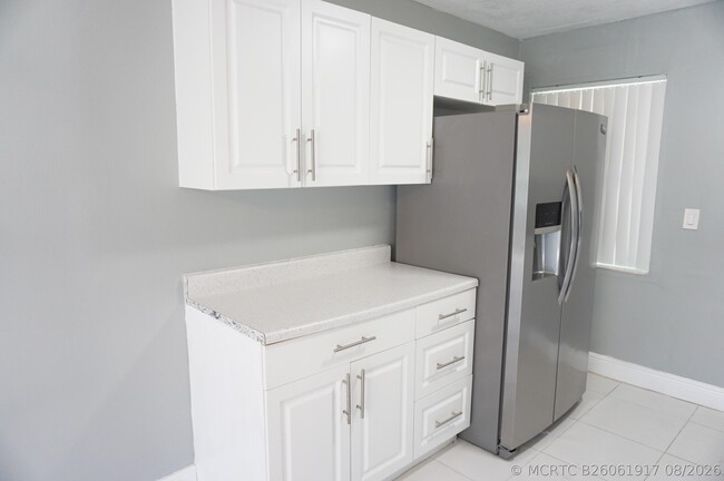 Photo - 1456 W 29th St Unit 1