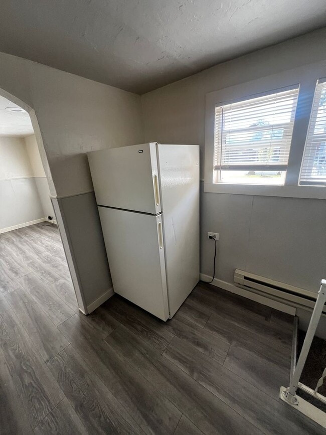 Photo - 1236-1236 E Lewis St Unit 1236 E Lewis