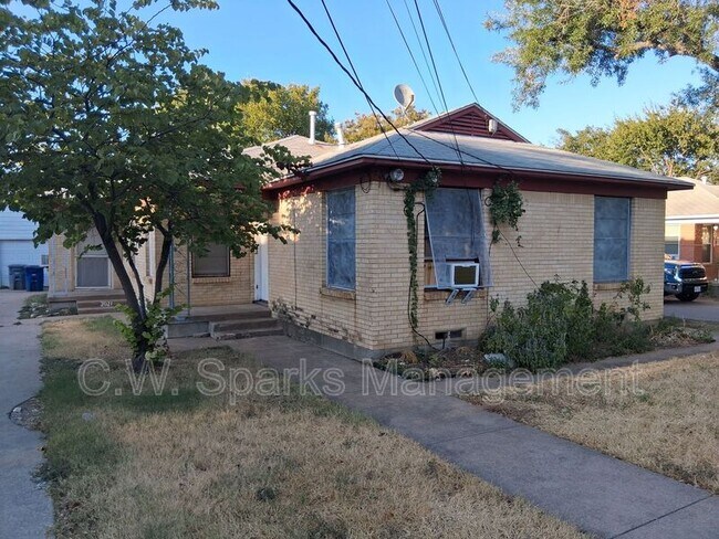 Photo - 3019 Avon St