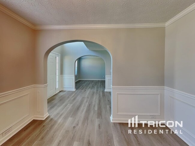 Photo - 1005 Ulster Ct