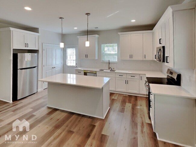 Photo - 218 E Boston Ave