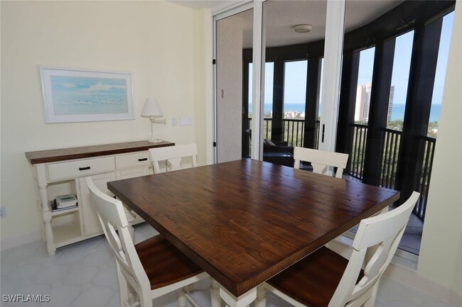 Building Photo - 8990 Bay Colony Dr Unit 1203