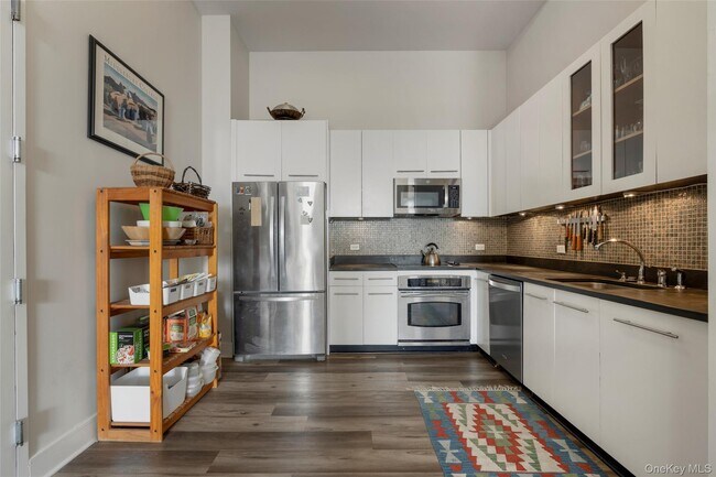 Photo - 25 Leroy Pl Unit 505