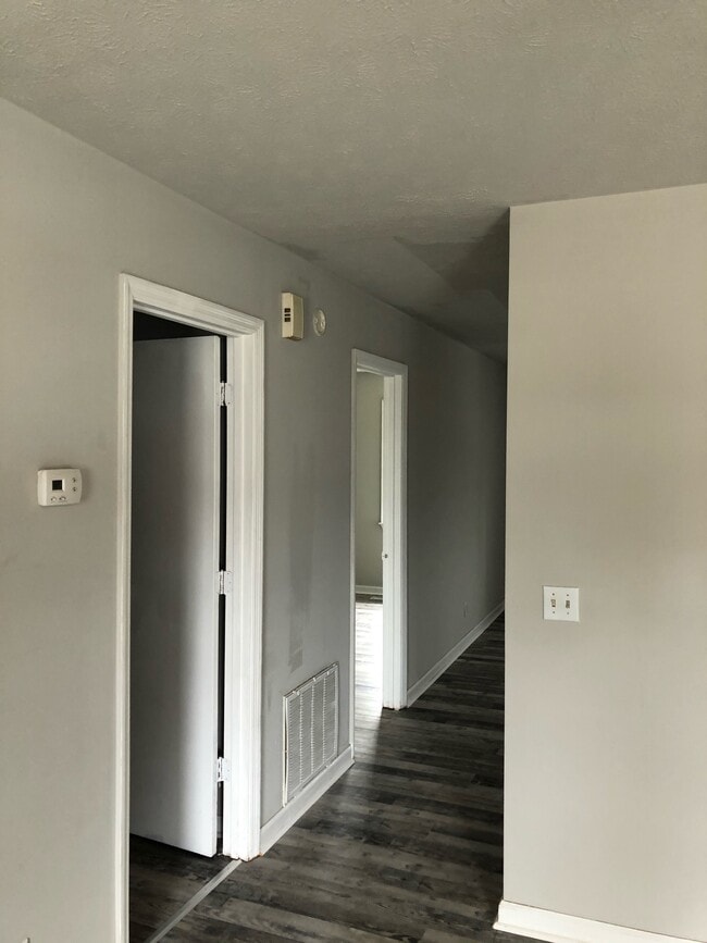 Photo - 123 Holly Ct