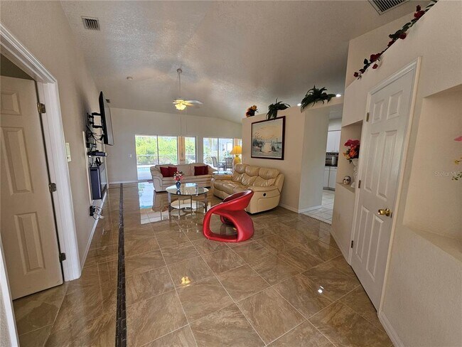114 Albatross Rd