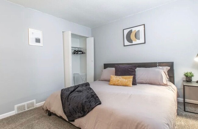 Gateway at Skyline Apartments