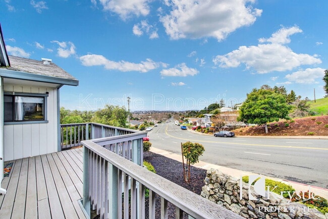 Photo - 101 Nashville Ln