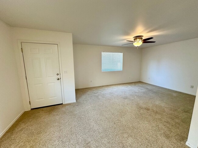 Photo - 1204 N Brooklane St Unit 2