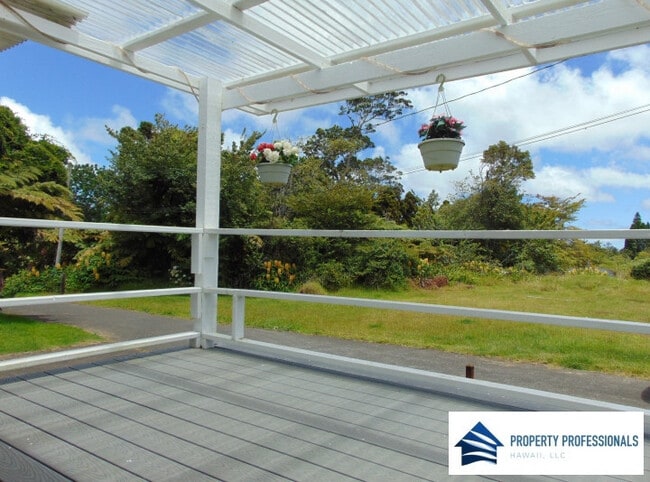 Photo - Cute & Clean in Volcano