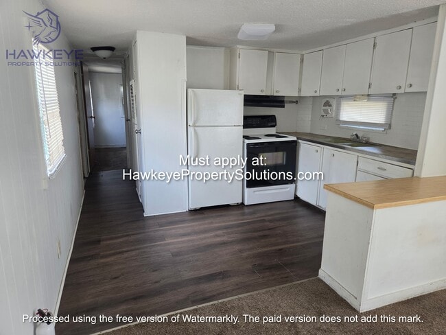 3315 E Main St
