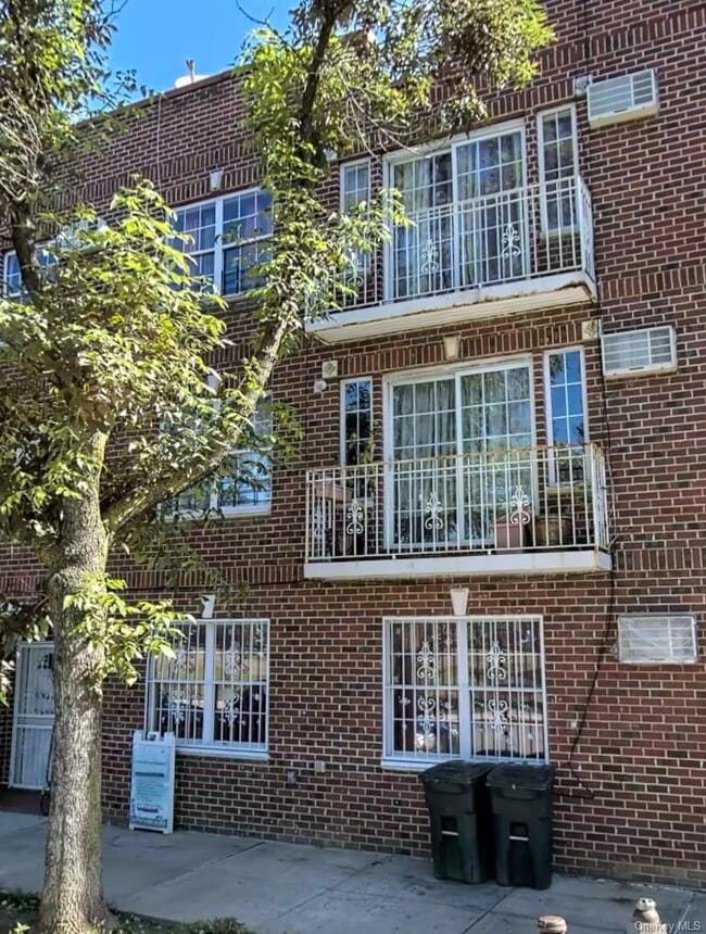 Building Photo - 629 Oak Tree Pl Unit 3 Rental