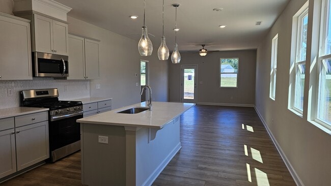 Photo - 108 Fairwinds Dr