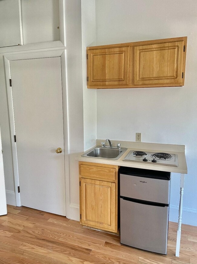 Photo - 248 Newbury St Unit 4