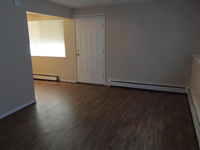Photo - 6850 Western Pl