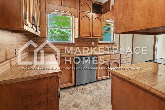 Photo - 801 Westfield Dr