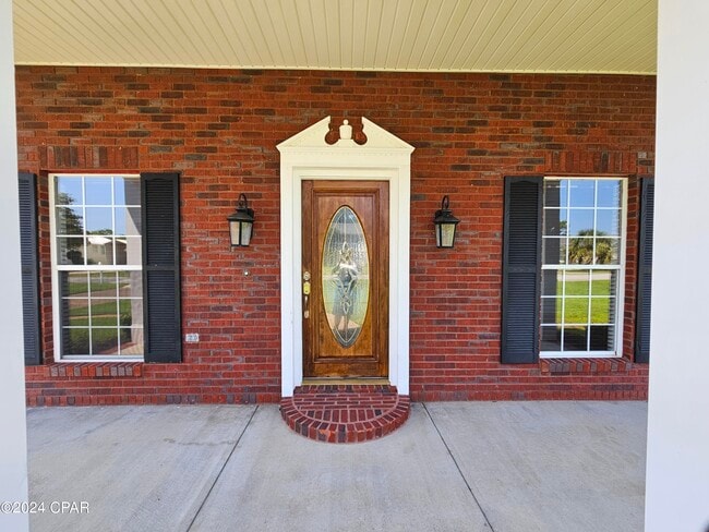 Photo - 2103 Coral Dr