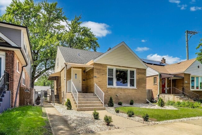 Building Photo - 4118 Prairie Ave Rental