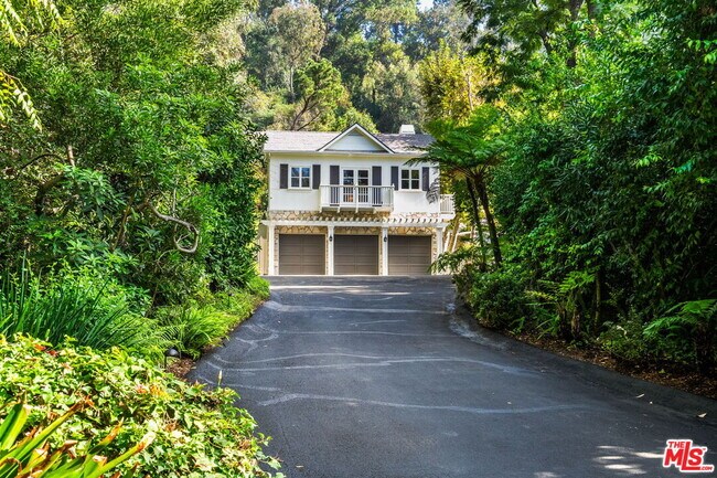 Photo - 10521 Rocca Pl