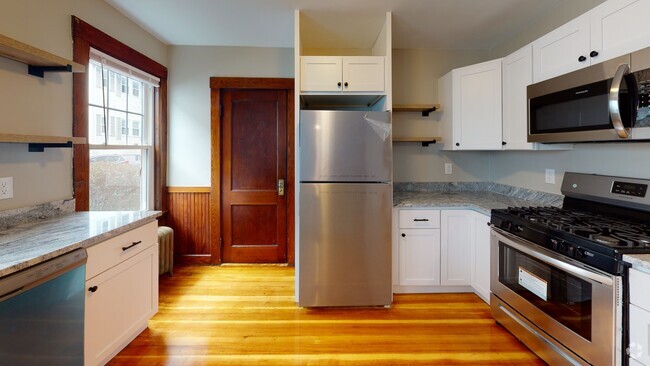 Building Photo - 65 Sterling St Unit 4-bed 1-bath Rental