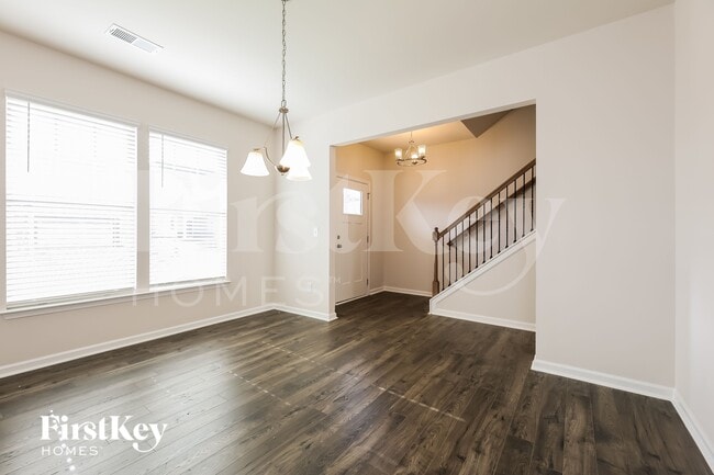 Photo - 1000 Mission Hill Ln