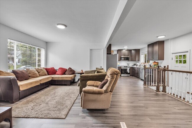 Photo - 4710 Harvard Rd