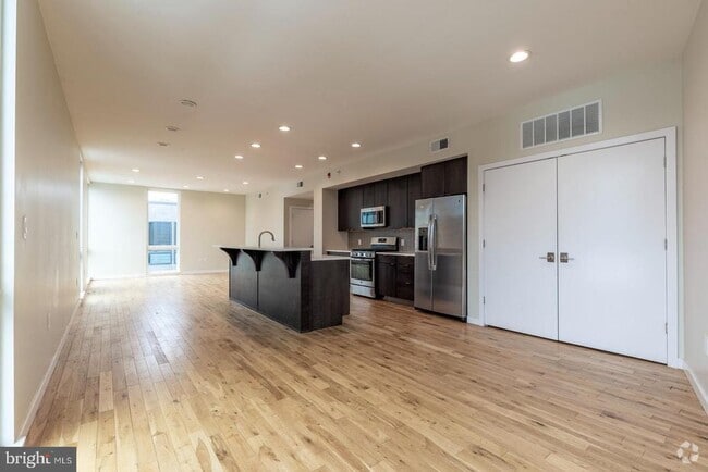 Building Photo - 1317 Frankford Ave Unit C Rental