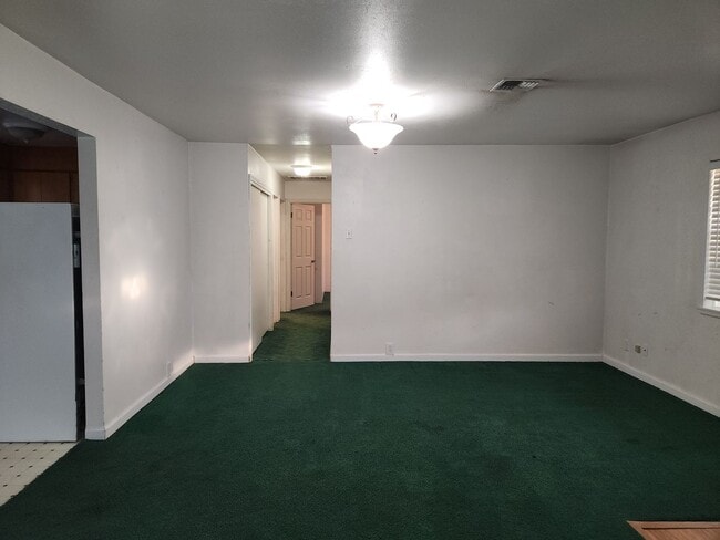 Photo - 3-bedroom 1 bath Single Level House