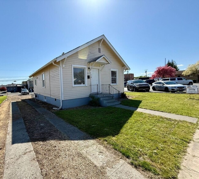 Photo - Charming 2-Bedroom, 1-Bathroom House for R...