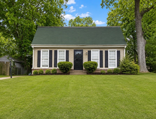 Building Photo - 5184 Dunnellon Ave