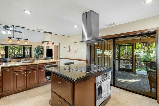 Photo - 9266 Pinion Dr