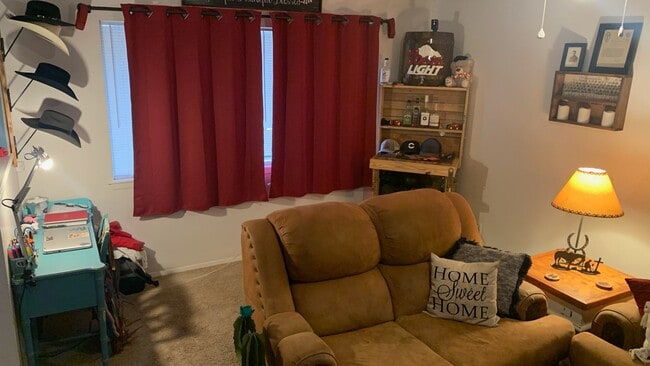 Photo - AUGUST PRE-LEASE!!  Adorable 2 Bedroom 1.5...