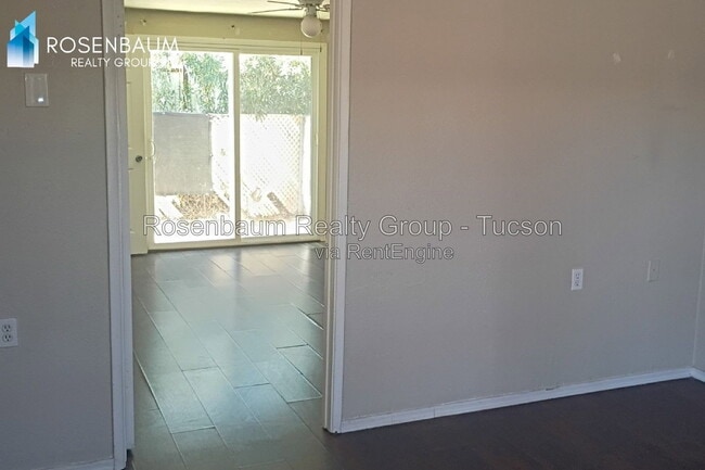 3028 N Castro Ave Unit 13