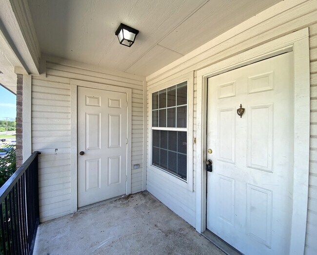 Photo - 334 S 40th St Unit #C