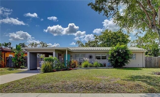 Building Photo - Beautiful home in quiet neighborhood